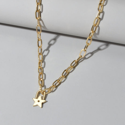 Trendy Jewellery Gold Paperclip Chain Star Lock Pendant Collar Choker
