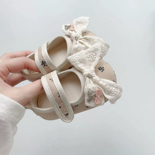 Spring and Autumn Baby Girl Fashion Floral Pattern Butterfly-bow