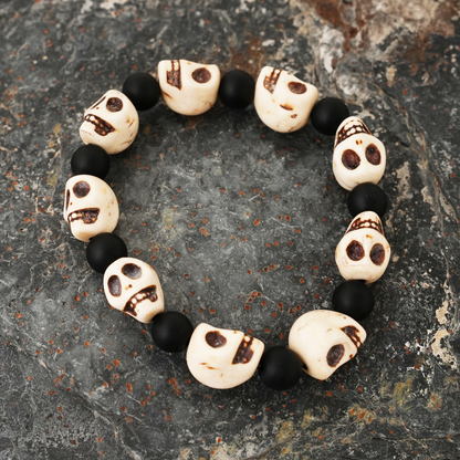 Handmade Bracelet Howlite Skull Bead Stretch Bracelet for Halloween